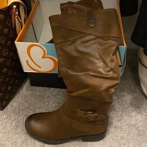 New! Brand: Baretraps Style:Onika 6m or make an offer